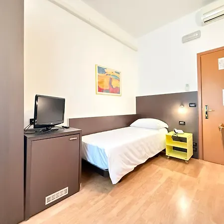 Hotel Gran Casa 3*