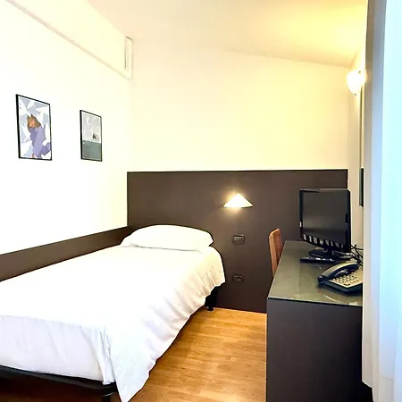 Gran Casa Hotel 3*